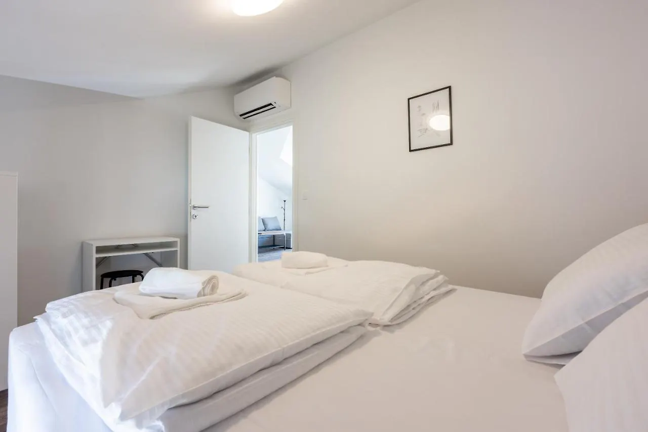 Luxury Apartments Lovorka 3 & 4***/**** Selce 0*,  Croatie