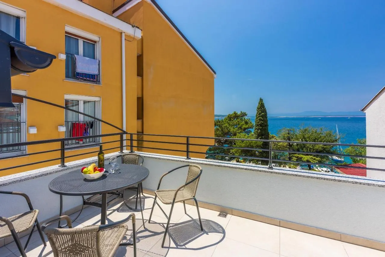 Luxury Apartments Lovorka 3 & 4***/**** Selce 0*,  Croatia